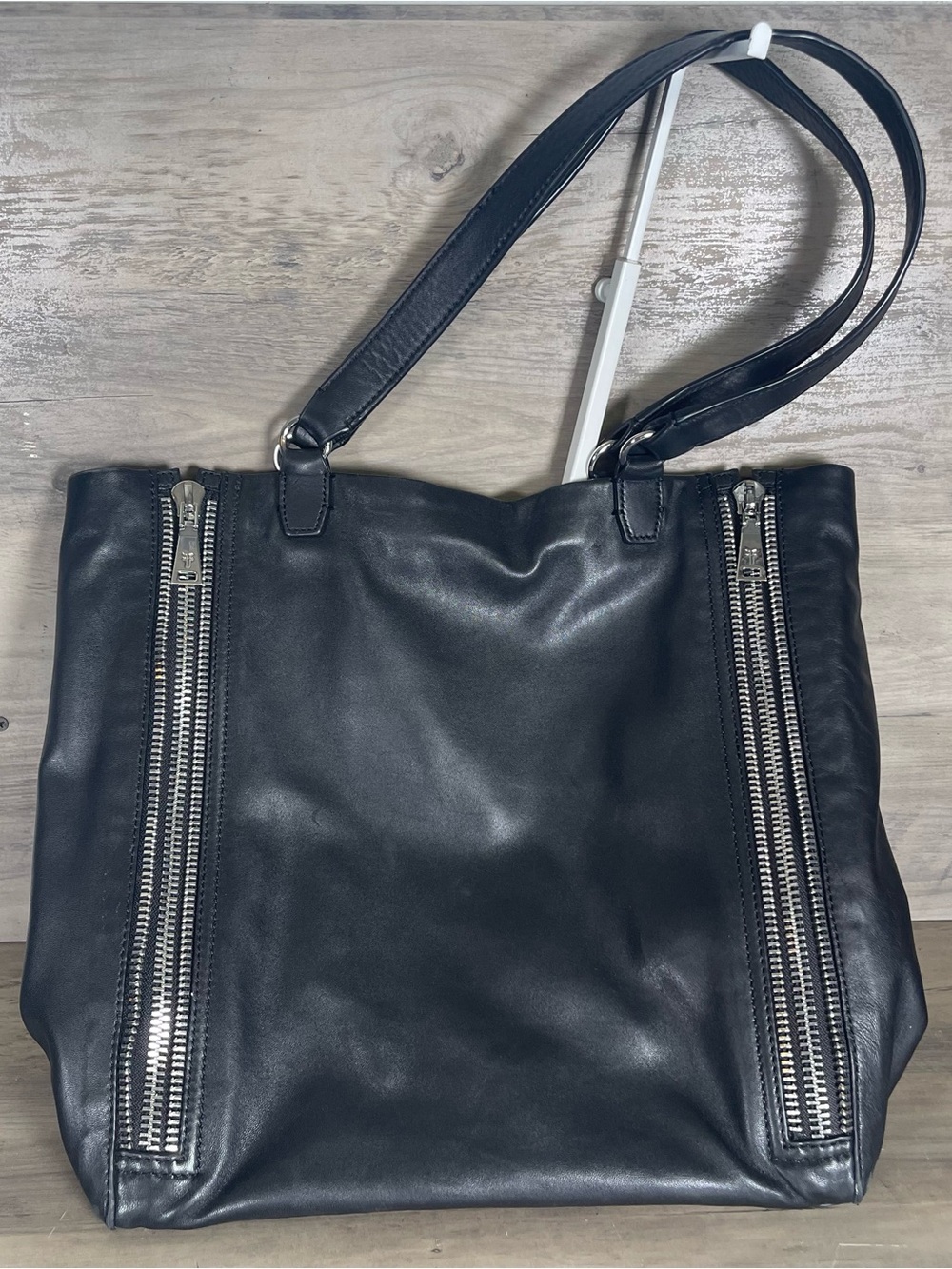 Frye Black Leather‎ Double Zipper Expandable Tote Shoulder Bag Moto Chic Purse